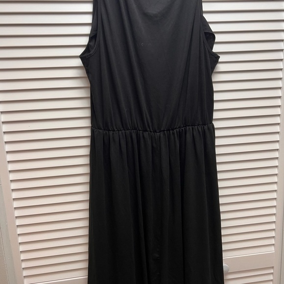 BLOOM CHIC NWT MIDI Length Sleeveless Embroidered Dress - Picture 6 of 6